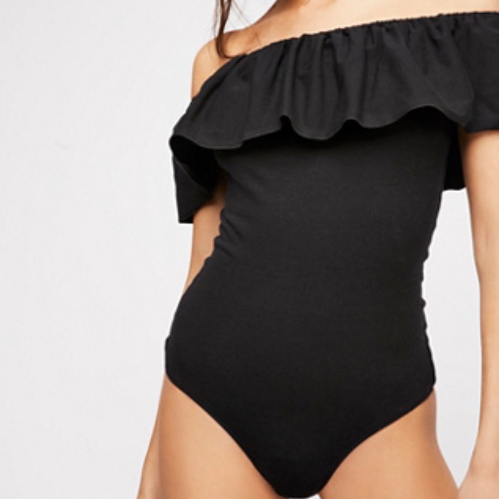 Free People Ruffle Black Bodysuit sz XS